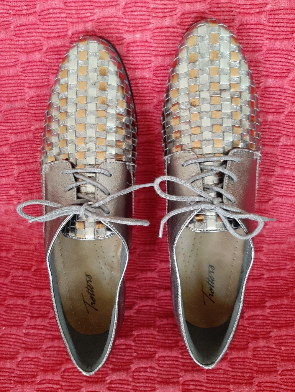 Trotters Brown Leather Ballet Flat with Silver Trim